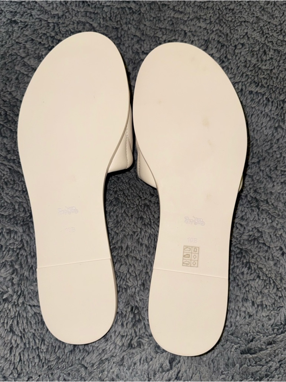Coach Holly Sandal - Picture 4 of 7